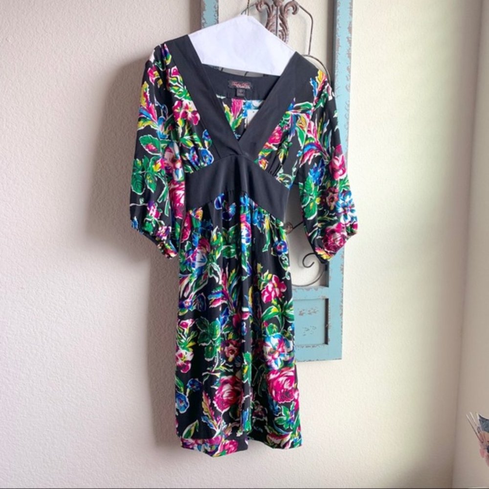 Trashy Diva Black Floral V-Neck Dress - Picture 5 of 7